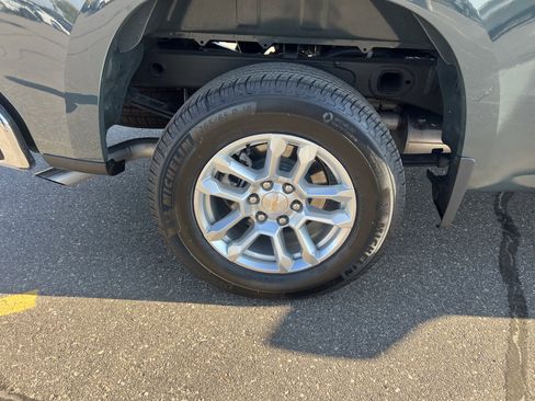 Certified 2025 Chevrolet Silverado 1500 LT image 9