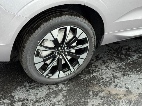 New 2026 Volvo XC60 T8 Plus w/ Climate Package image 4