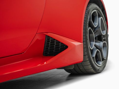 Used 2016 Lamborghini Huracan LP 580-2 RWD image 18