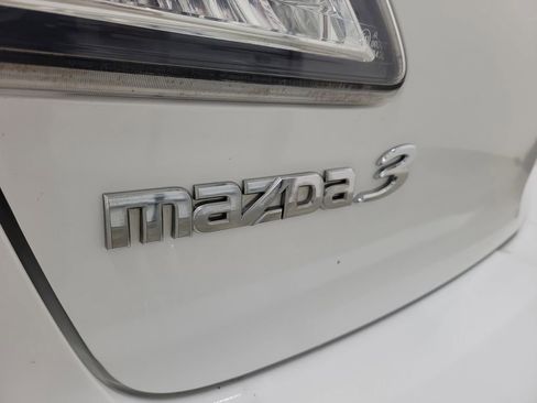 Used 2012 MAZDA MAZDA3 i Touring image 9