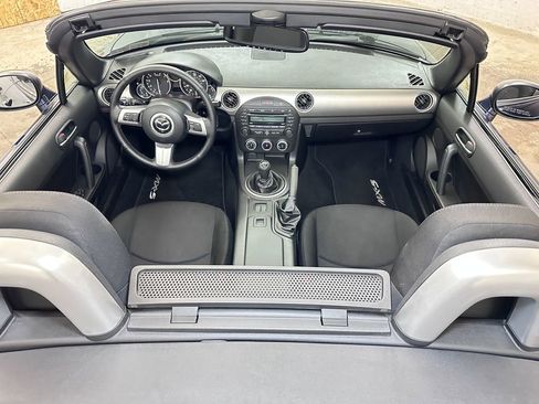 Used 2012 MAZDA MX-5 Miata Touring w/ Suspension Pkg image 29