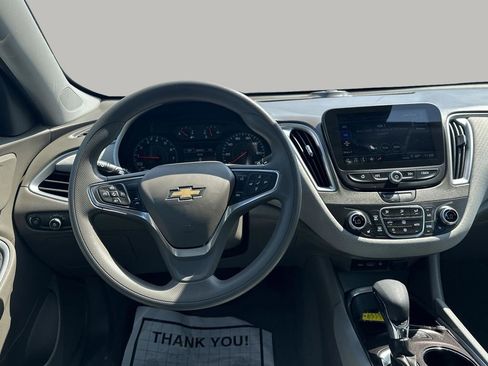 Used 2025 Chevrolet Malibu LT FWD image 20