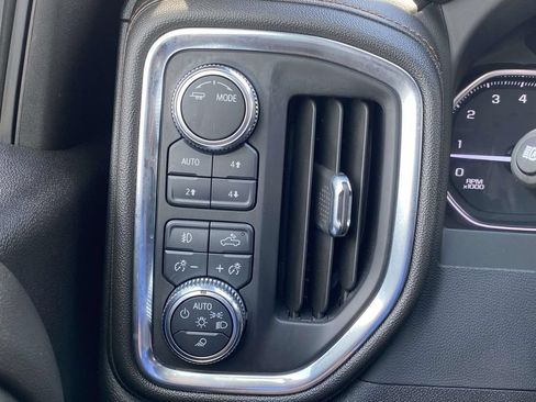 Used 2023 GMC Sierra 2500 AT4 w/ AT4 Preferred Package AWD/4WD image 32