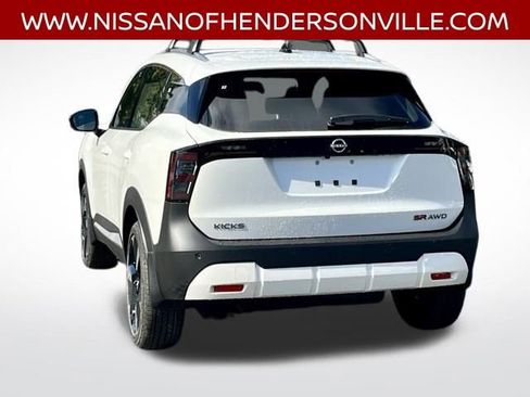 New 2026 Nissan Kicks SR w/ Cold Weather Package image 13