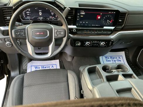 Used 2024 GMC Sierra 1500 Elevation w/ X31 Off-Road Package image 10