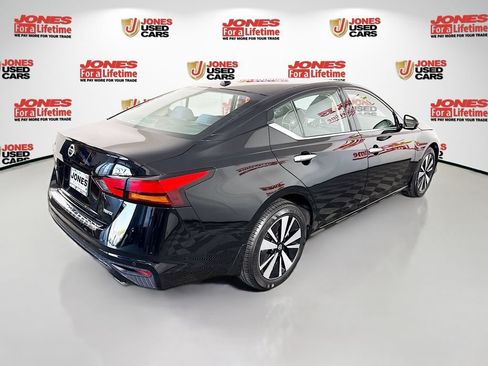 Used 2019 Nissan Altima 2.5 SV AWD/4WD image 16