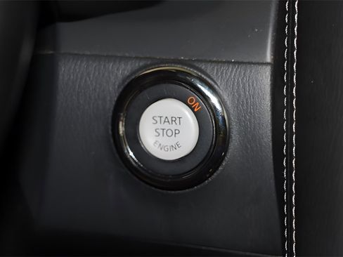 Used 2024 Nissan Armada Platinum w/ Captain's Chairs Package image 23