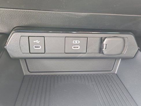 New 2026 Toyota Prius Plug-In Hybrid image 23