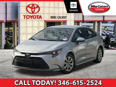 Used 2025 Toyota Corolla LE
