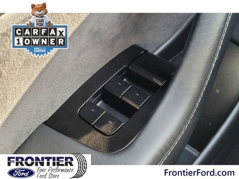 Used 2018 Tesla Model 3 Mid Range image 17