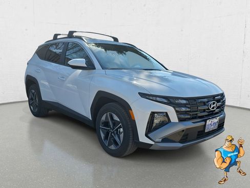 New 2026 Hyundai Tucson SEL FWD image 3