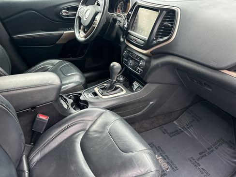 Used 2017 Jeep Cherokee High Altitude image 17