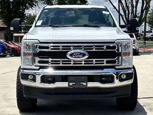 Used 2024 Ford F250 XLT w/ FX4 Off-Road Package AWD/4WD image 7