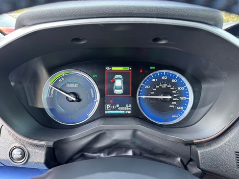 Used 2023 Subaru Crosstrek Hybrid image 40