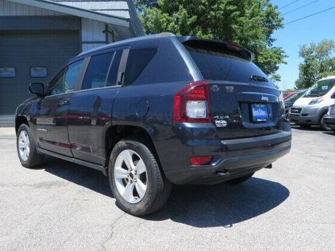 Used 2014 Jeep Compass Latitude w/ All Weather Capability Group image 4