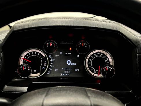 Used 2015 RAM 2500 Laramie AWD/4WD image 25