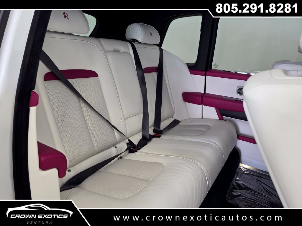 Used 2026 Rolls-Royce Cullinan AWD/4WD image 21