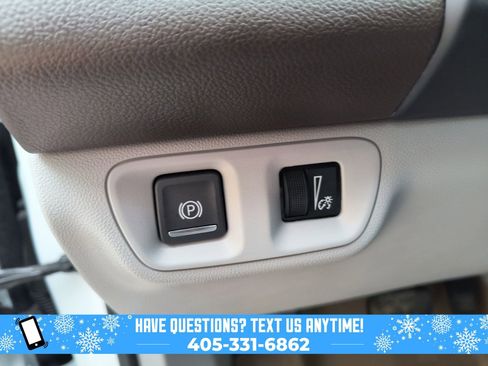 Used 2021 GMC Acadia SLT w/ Trailering Package image 23