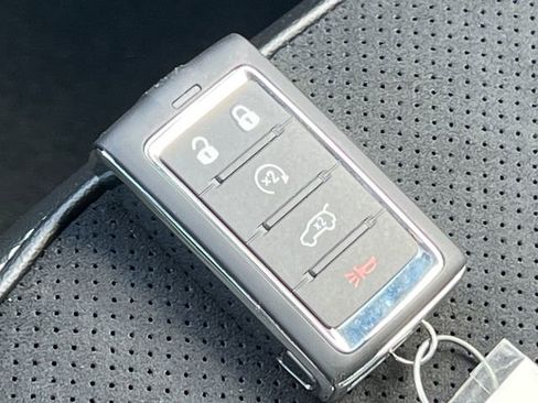 New 2026 Jeep Grand Cherokee Altitude AWD/4WD image 29