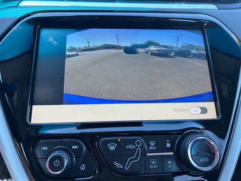 Used 2020 Chevrolet Bolt LT FWD image 24