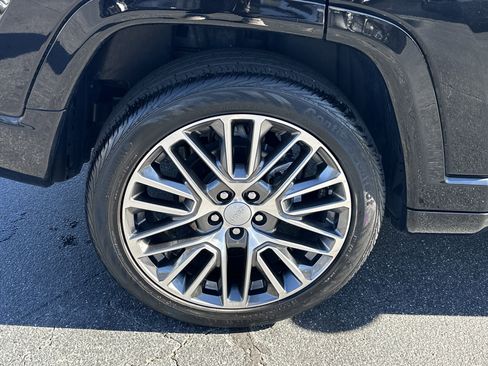 Used 2022 Jeep Compass Limited w/ Elite Group image 19