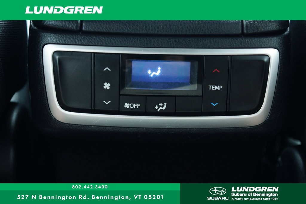 Used 2019 Toyota Highlander LE AWD/4WD image 27