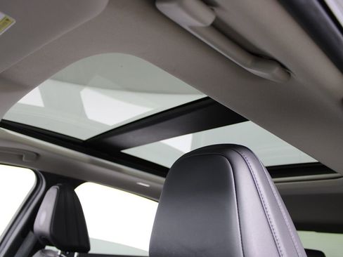 Used 2023 Nissan Ariya FWD image 31