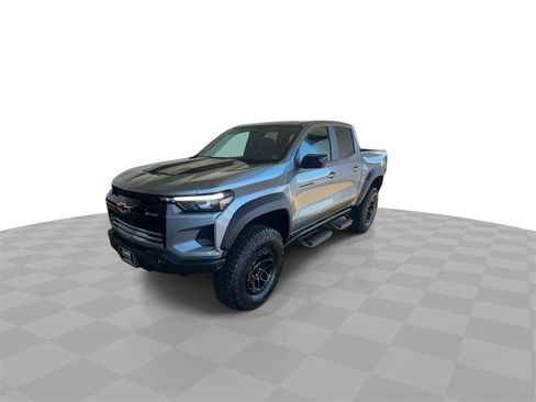 Certified 2024 Chevrolet Colorado ZR2 w/ ZR2 Bison Edition image 4