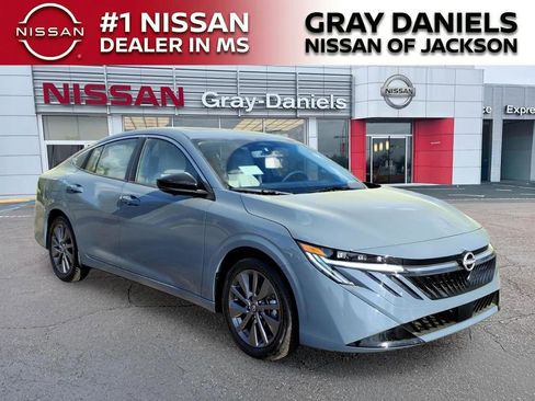 New 2026 Nissan Sentra SL w/ Floor Mat Package image 1