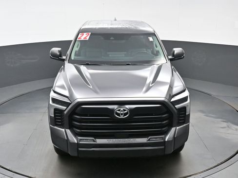 Used 2022 Toyota Tundra SR5 w/ SR5 Premium Package AWD/4WD image 35