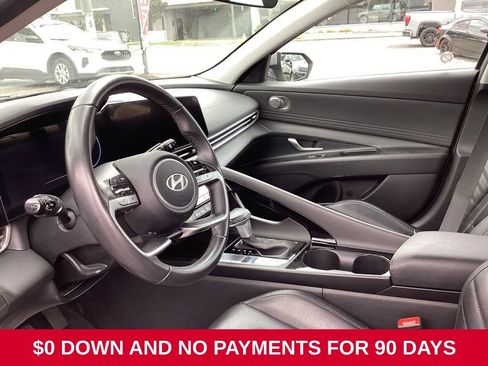 Used 2025 Hyundai Elantra Limited FWD image 7