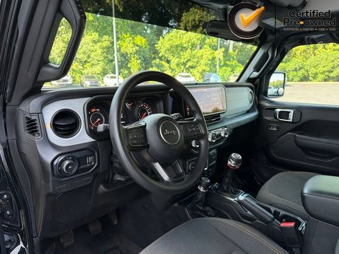 Certified 2025 Jeep Wrangler Sport AWD/4WD image 5