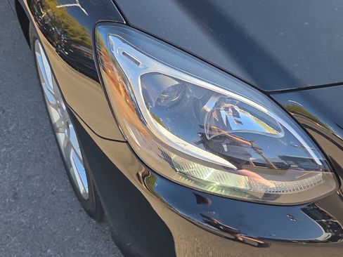Used 2019 Mercedes-Benz SLC 300 image 10