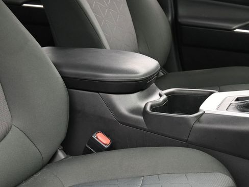 Used 2023 Toyota RAV4 XLE image 41