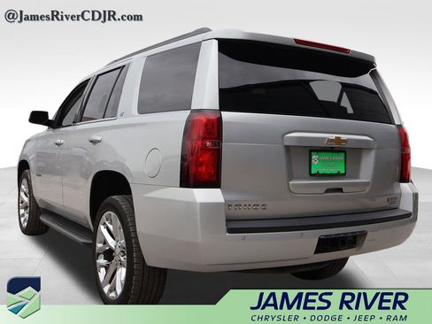 Used 2018 Chevrolet Tahoe LT image 3