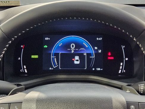 New 2026 Toyota Camry Hybrid FWD image 15