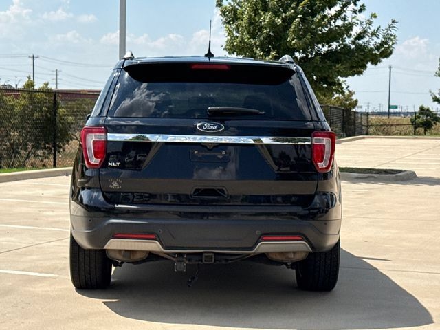 Used 2019 Ford Explorer XLT w/ Equipment Group 202A FWD image 12
