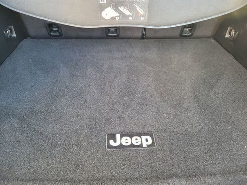 Used 2016 Jeep Cherokee Overland w/ Technology Group image 54