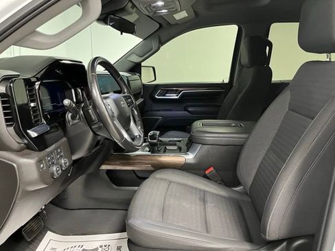 Used 2022 Chevrolet Silverado 1500 RST AWD/4WD image 34