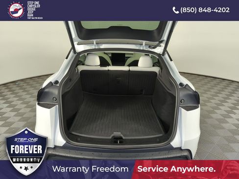 Used 2026 Tesla Model Y Long Range AWD/4WD image 28