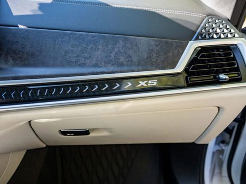 Used 2024 BMW X5 xDrive50e w/ Premium Package AWD/4WD image 28