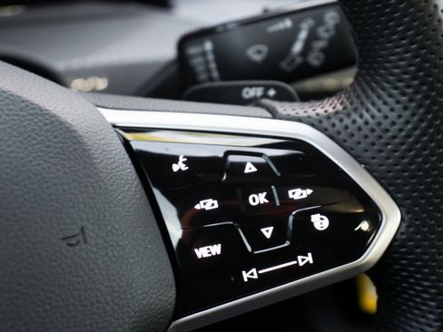 Used 2022 Volkswagen GTI Autobahn image 24