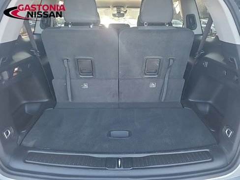 Used 2023 Jeep Grand Cherokee L Laredo image 27