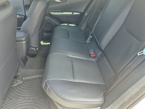 Used 2024 Toyota Prius XLE FWD image 20