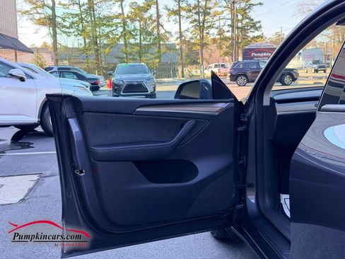 Used 2023 Tesla Model Y Performance image 26