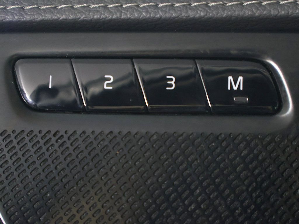 Used 2021 Volvo XC90 T6 Inscription w/ Protection Package Premier AWD/4WD image 42