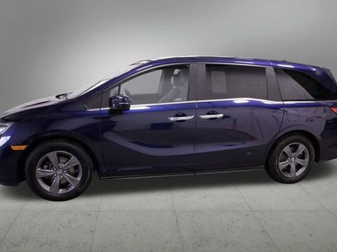 Certified 2024 Honda Odyssey EX image 3