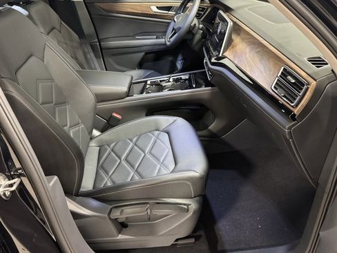 New 2026 Volkswagen Atlas SE image 10