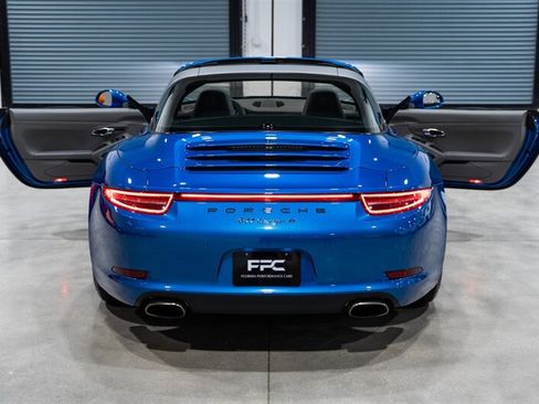 Used 2015 Porsche 911 Targa 4 AWD/4WD image 38
