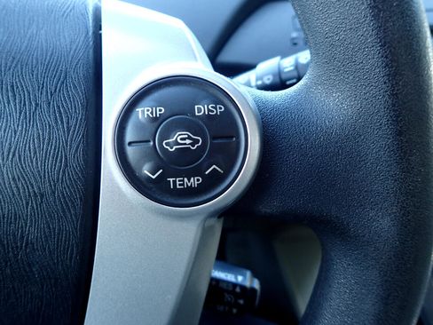 Used 2011 Toyota Prius One image 16